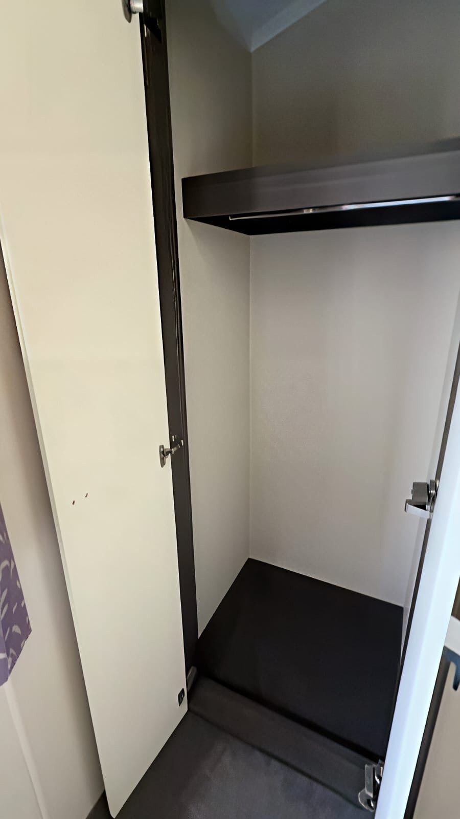 Chalet Résidentiel Compact et Moderne – 53 m²