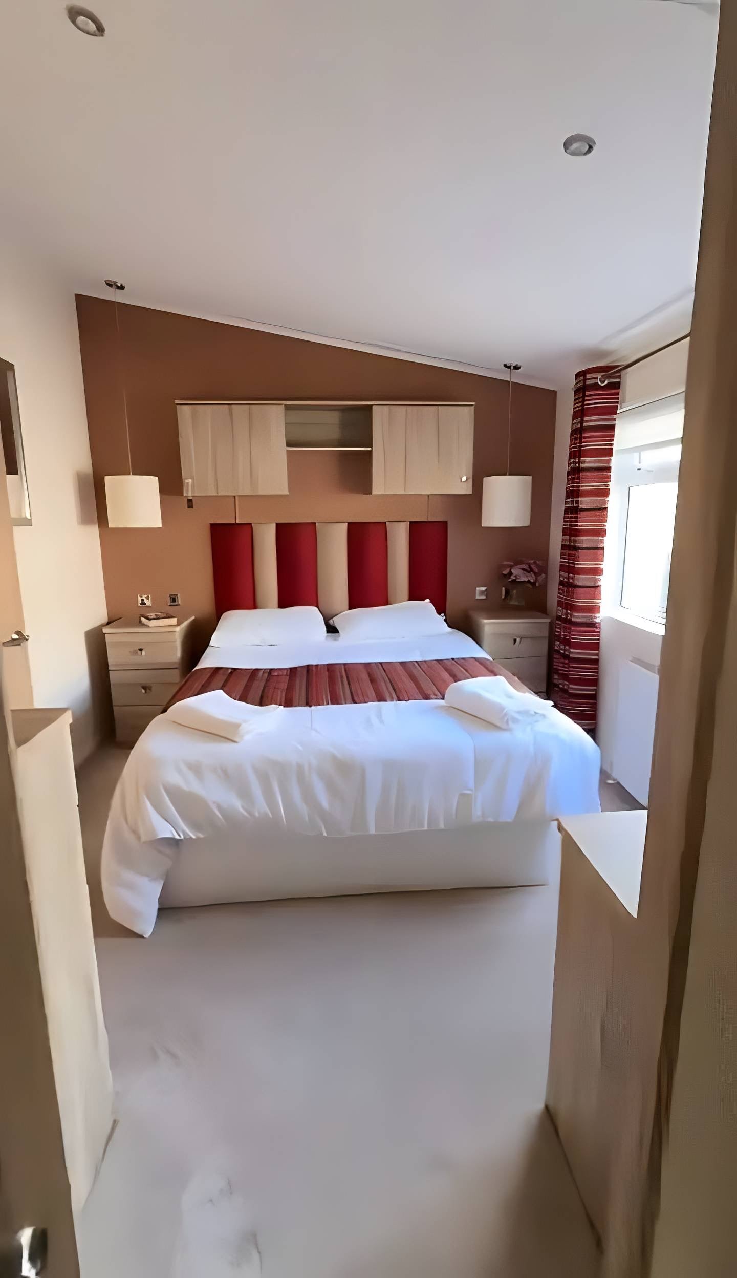 Lodge Résidentiel Haut de Gamme – 74 m² | 2 Chambres | 12,19 m x 6,10 m