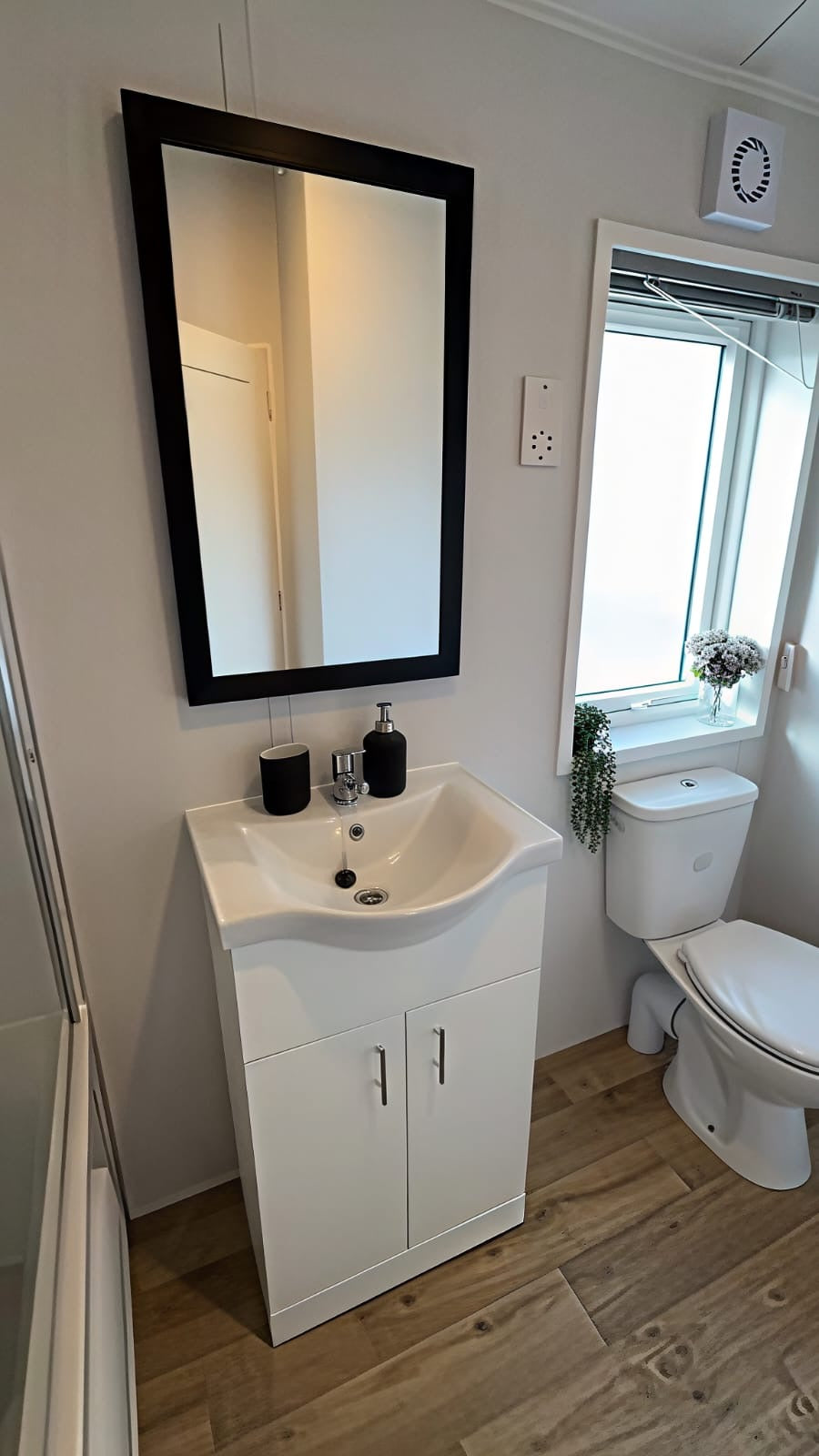 Chalet Résidentiel Moderne de 67 m² – Confort, Élégance